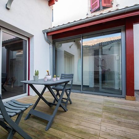 Du Large Apartment Bayonne Bagian luar foto