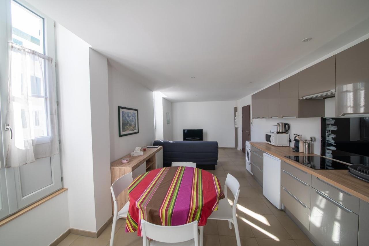 Du Large Apartment Bayonne Bagian luar foto