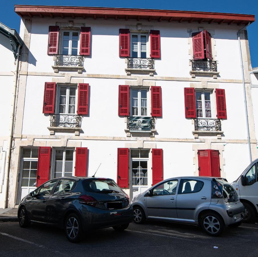 Du Large Apartment Bayonne Bagian luar foto